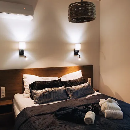 Zafir Vendeghaz Apartamento Sitke